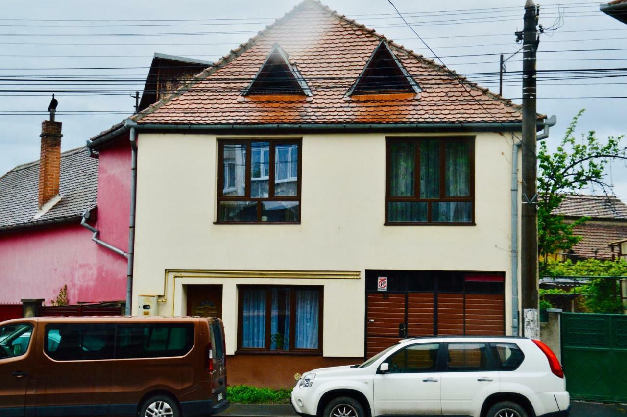 Ana'S Home Sibiu Esterno foto